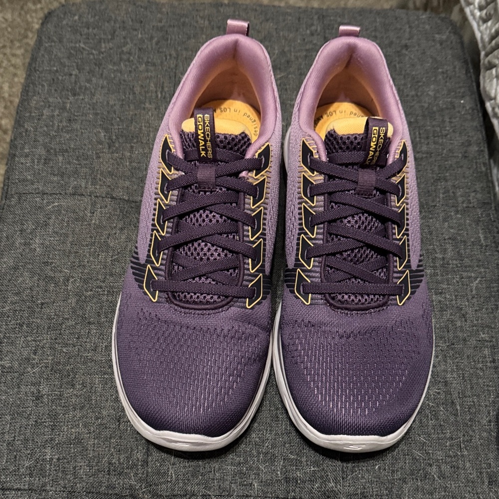 Skechers slip on Purple Mesh Sneakers worn once